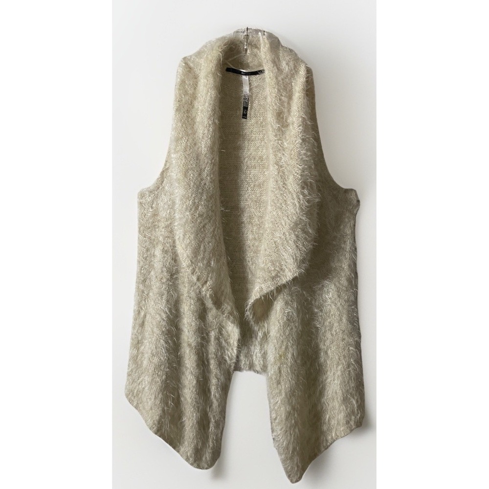 Kenzie Open Front Ivory Fuzzy‎ Sweater Vest Women's Size Large Bi Level Hem